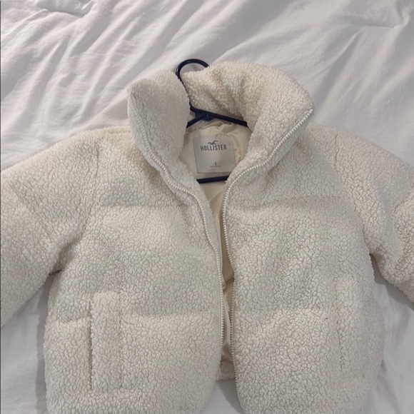 Hollister White Sherpa Jacket - Picture 1 of 2